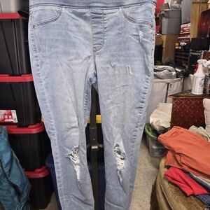 Old Navy Light Blue Distressed Ankle Jeans